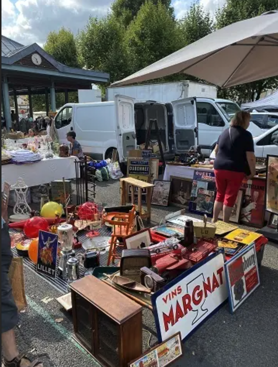 Les puces de quintaou (vide grenier et brocante) à Anglet
