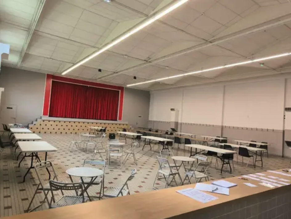Vide dressing d'été à Alet-les-Bains